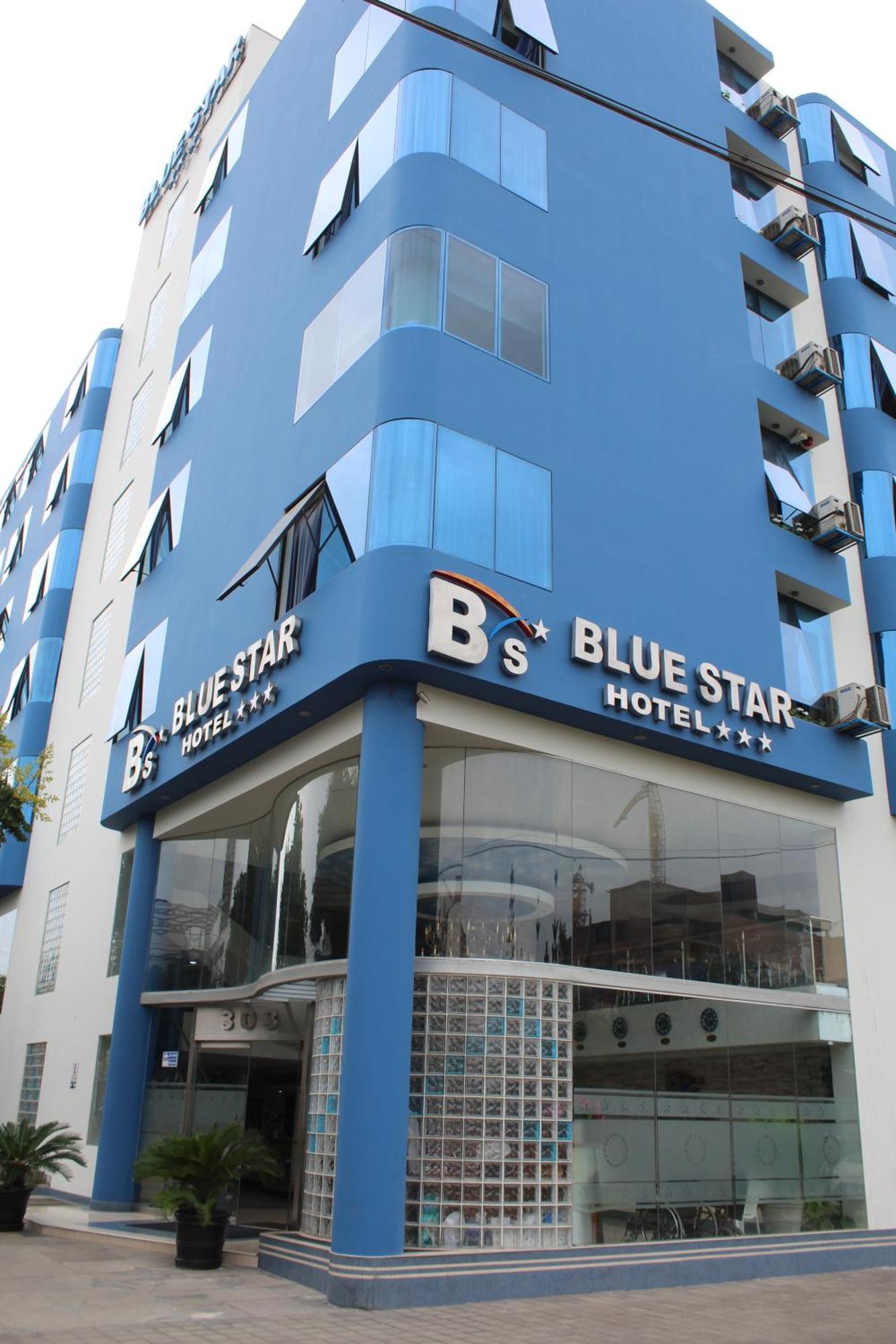 Blue Star Hotel Lima Bagian luar foto